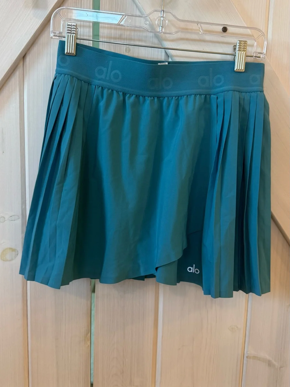 🩵ALO Yoga Teal Pleated Skater Skirt🩵